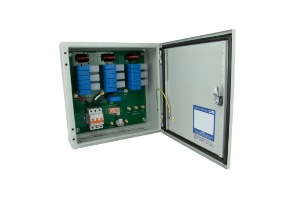 Bluetooth-Surge-Filter4